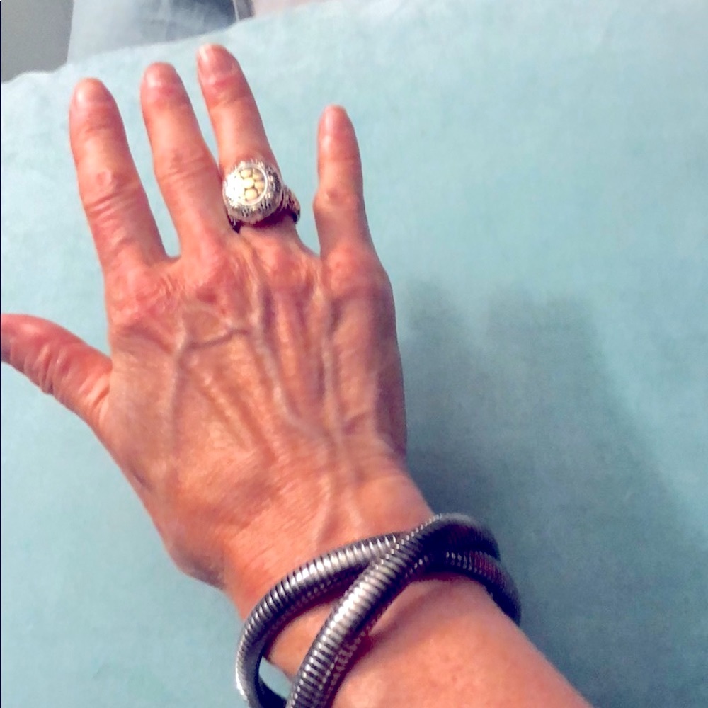 Interlocking Bangle Bracelets - image 2